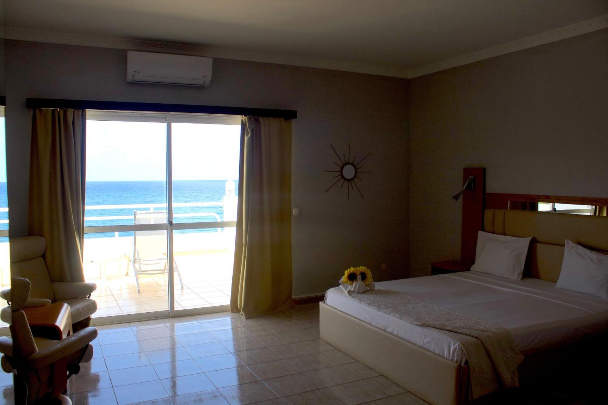 Falucho Paradise Beach Pedra Badejo  Luaran gambar