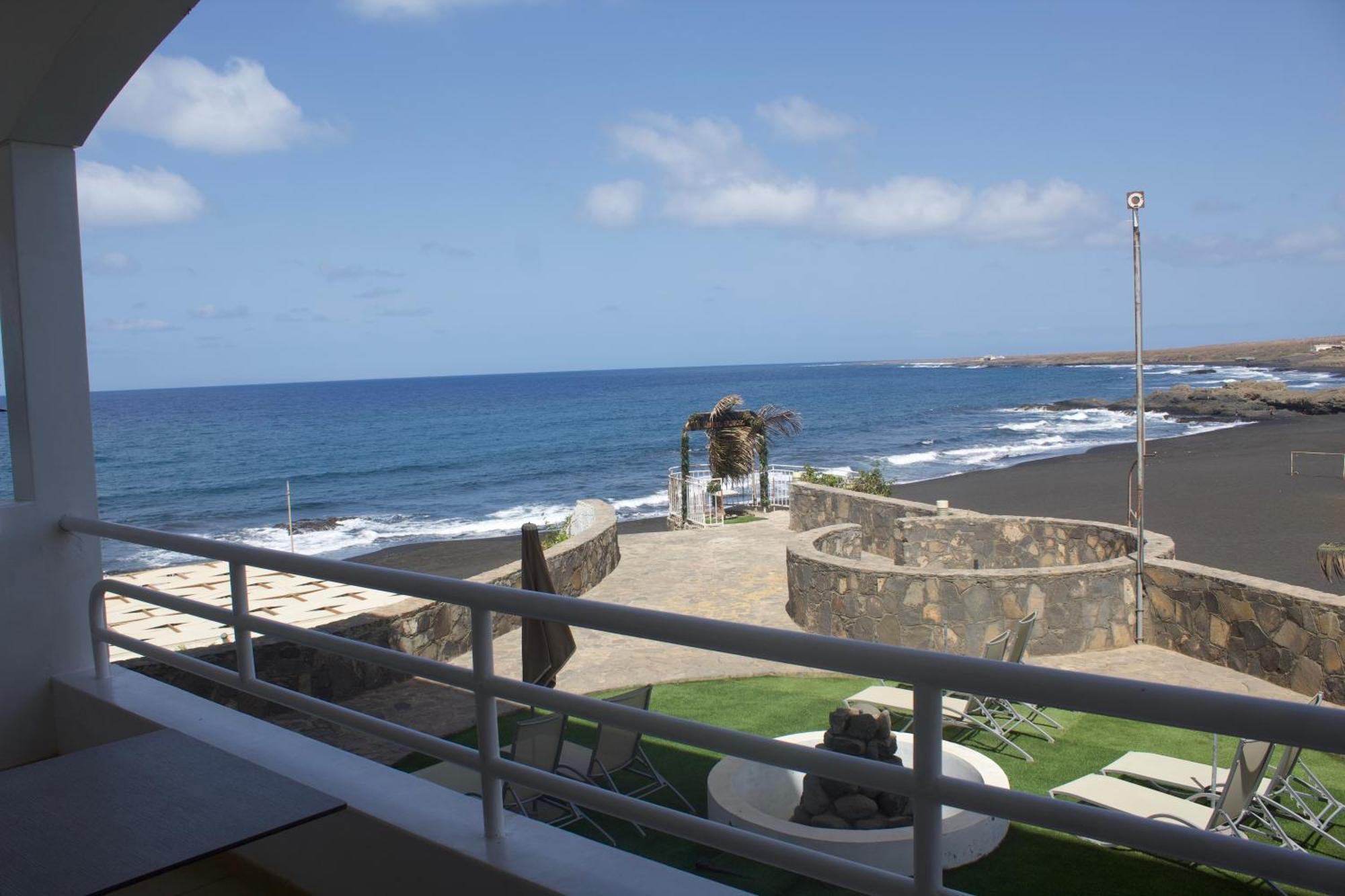 Falucho Paradise Beach Pedra Badejo  Luaran gambar